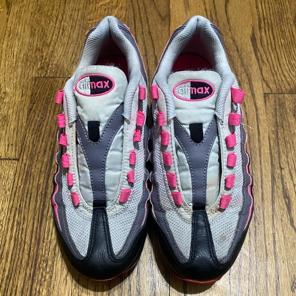 Nike Air Max 95 GS Pink Blast Sneakers - Picture 2 of 12